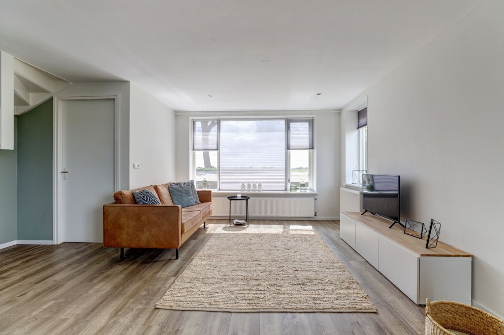 Woning te huur: Oudebildtdijk, St.-Annaparochie