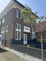 vrije-sector-woningen te huur op Elsweg