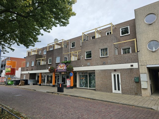 Oranjepassage Uden